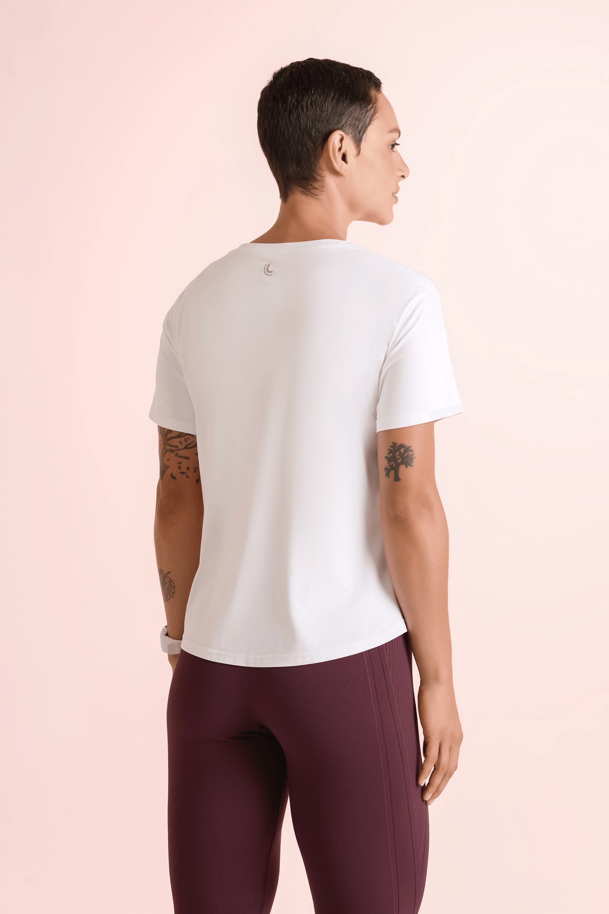 T-shirt Poliamida Básica Feminina